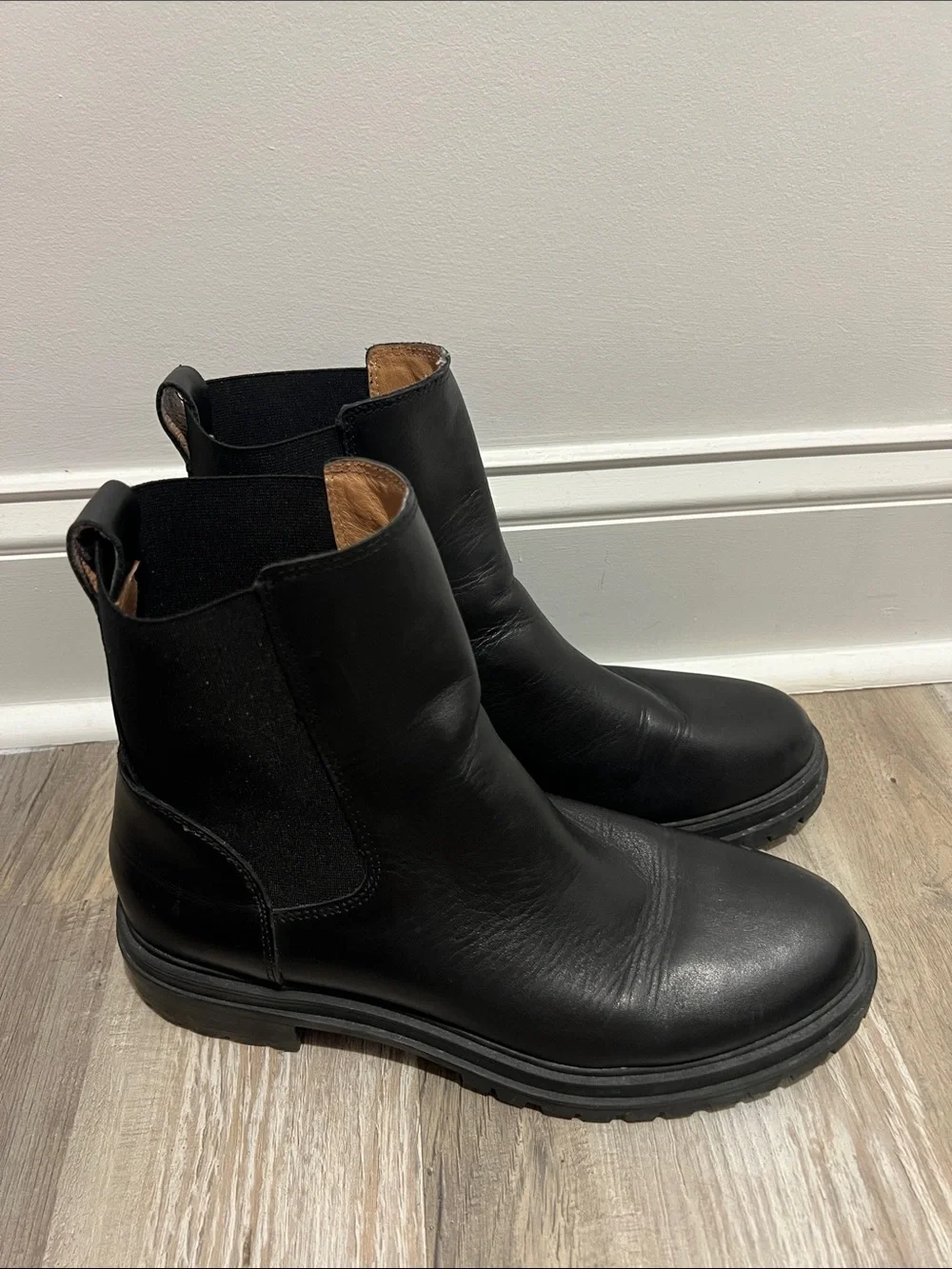 Madewell Black The Bradley Chelsea Lugsole Boots Size 10